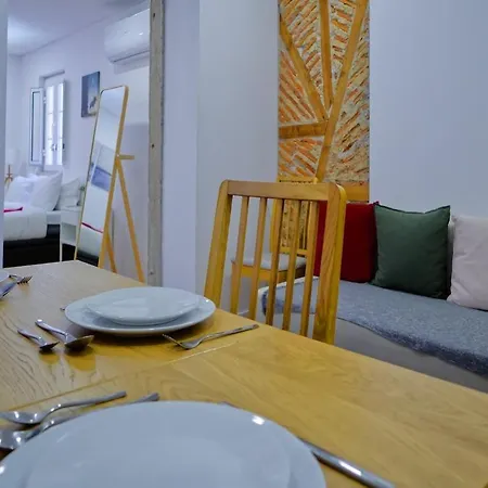 Cozy & Modern Retreat In Lisboa