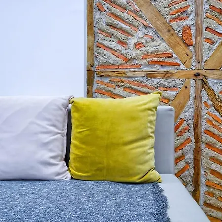 Cozy & Modern Retreat In Lisboa