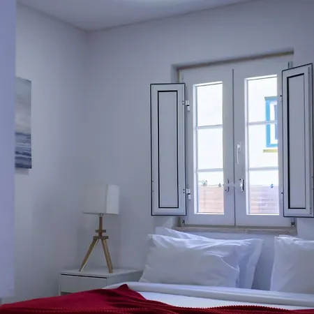 דירה Cozy & Modern Retreat In *