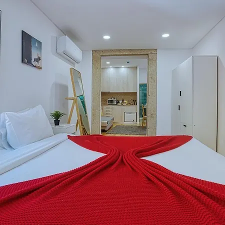 Cozy & Modern Retreat In *