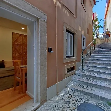 Cozy & Modern Retreat In * Lisboa